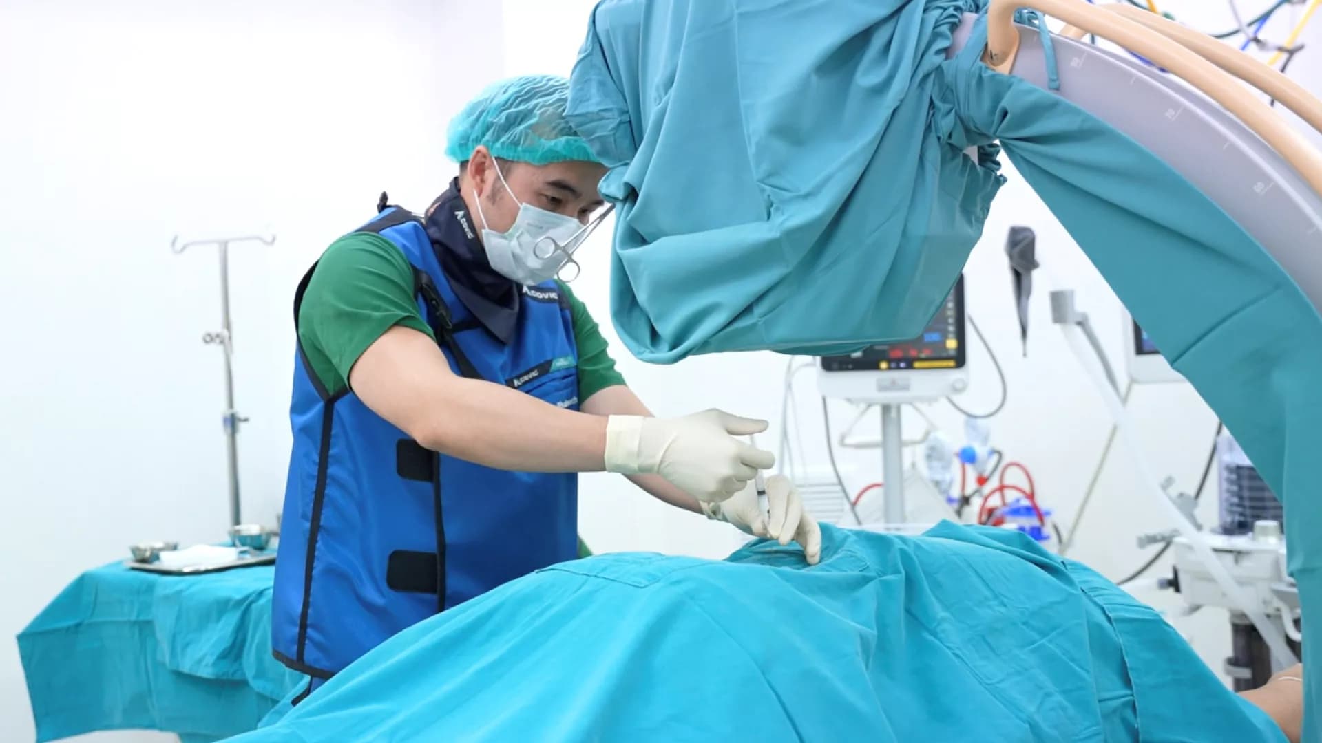 การฉีดยาเข้าโพรงประสาทสันหลัง